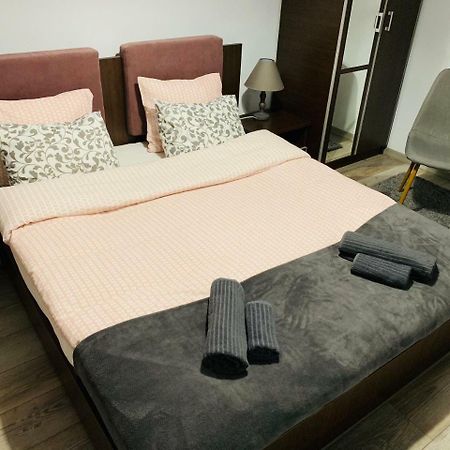 ساندانسكي Babylon Apartment المظهر الخارجي الصورة