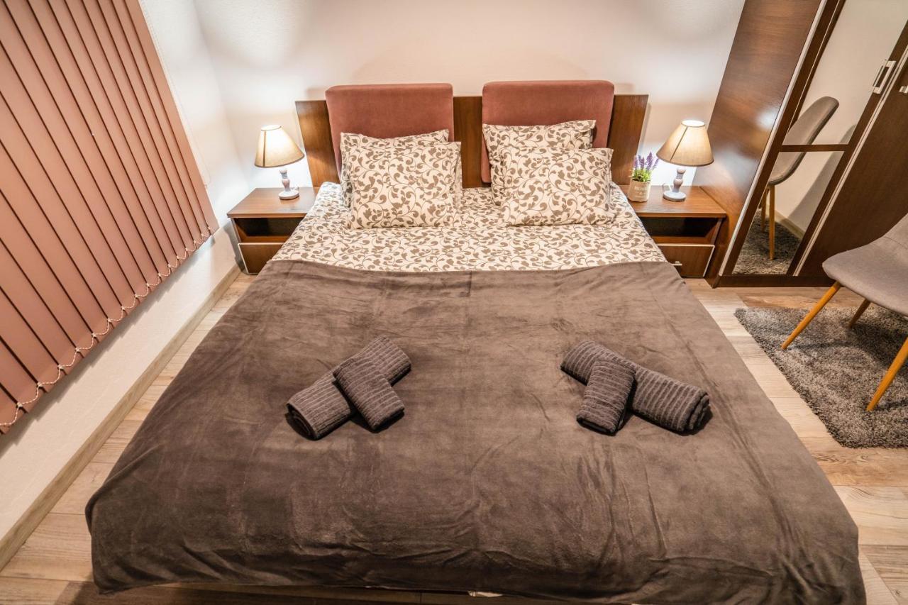 ساندانسكي Babylon Apartment المظهر الخارجي الصورة